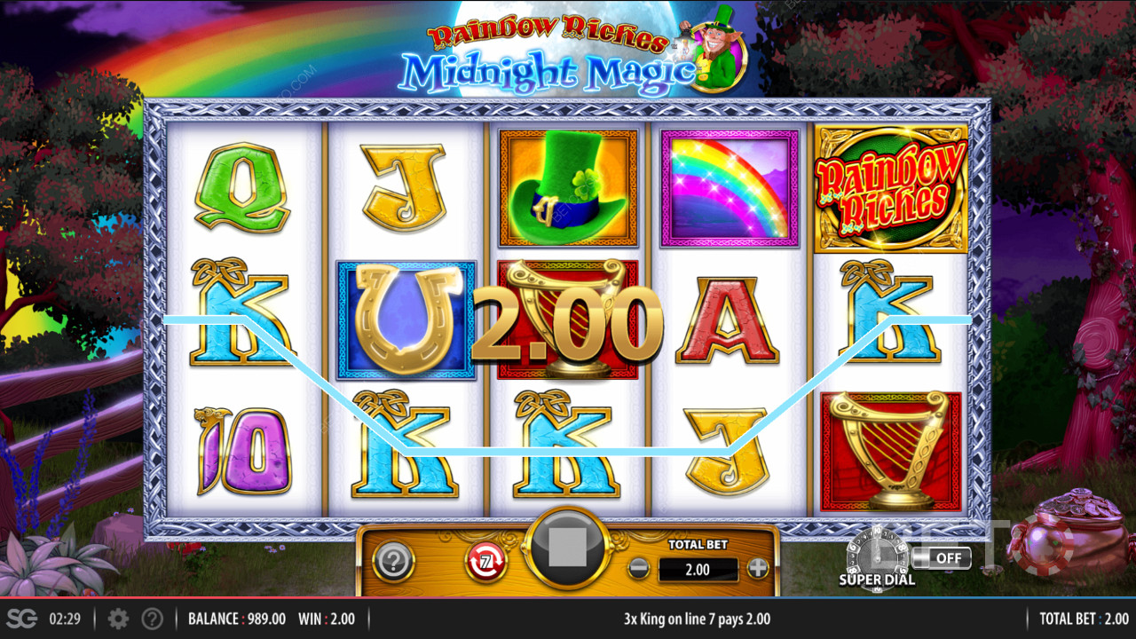10 verschillende actieve betaallijnen in Rainbow Riches Midnight Magic slot